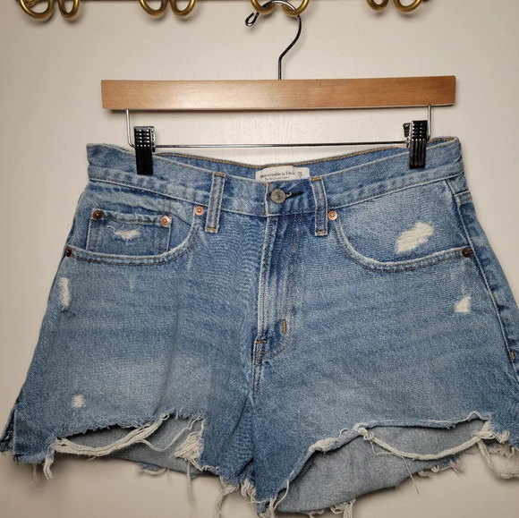 Abercrombie & Fitch The Boyfriend Short Mid Rise Curve Love | Size 28/6 - Picture 1 of 8